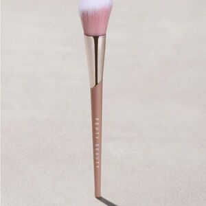 Fenty Beauty 155 Blush Makeup Brush